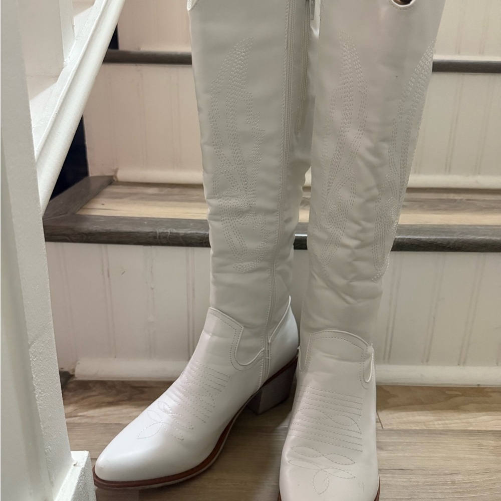 White Knee-High Women's Boots